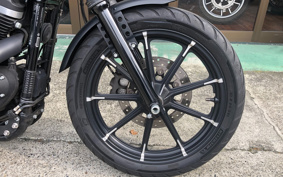 HARLEY XL883N 2017 LE2
