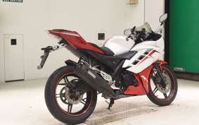 YAMAHA YZF-R15 2014