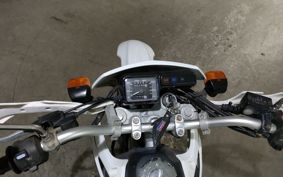 HONDA XR230 MD36