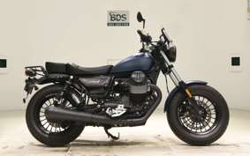 MOTO GUZZI V9 BOBBER 2018