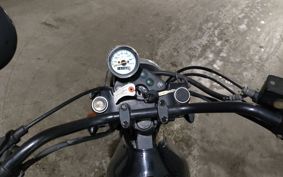 SUZUKI GLASS TRACKER BIG BOY NJ47A