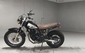 YAMAHA TW225 DG09J