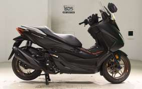 HONDA FORZA 250 MF17