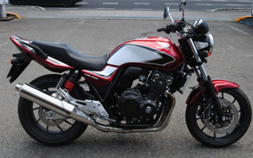 HONDA CB400SF 2023 NC42