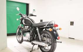 TRIUMPH BONNEVILLE T100 2005