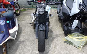 TRIUMPH BONNEVILLE BOBBER 2022