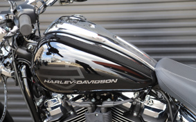 HARLEY FXBR 2026 YE9