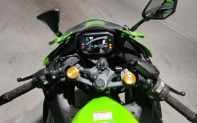 KAWASAKI  NINJA ZX-4RR ZX400P