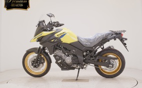 SUZUKI DL650 ( V-Strom 650 ) XTA C733M