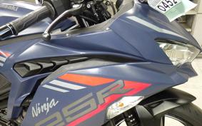 KAWASAKI ZX-25R 2002 ZX250E