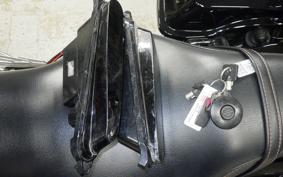 HARLEY FLHXSE 1800CVO 2011