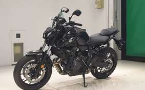 YAMAHA MT-07 2025