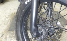 YAMAHA TW225 DG09J