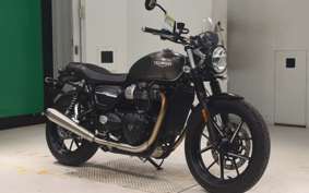 TRIUMPH STREET TWIN