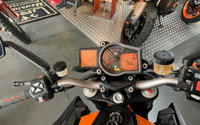 KTM 1290S-DUKE-R 2014 V3940