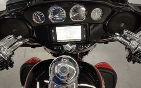HARLEY HARLEYFLHTKSE1800CVO TEN
