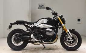 BMW R NINE T 2021