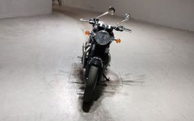 TRIUMPH BONNEVILLE T100 DAD70G