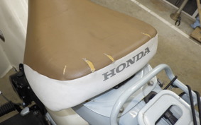 HONDA LITTLE CUB AA01
