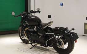TRIUMPH TRIUMPH BONNEVILLE ボバー 2023