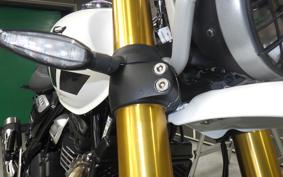 TRIUMPH SCRAMBLER 400XC 2026