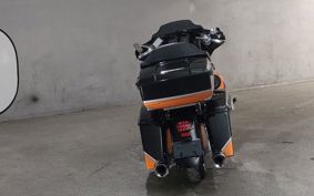 HARLEY HARLEY FLHXSE1800CVO PZ8