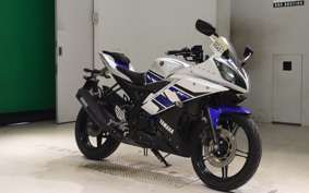 YAMAHA YZF-R15 2025