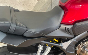 HONDA CB650R 2021 RH03