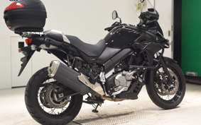 SUZUKI Vｽﾄﾛｰﾑ650XTA 2018 C733A