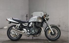 SUZUKI INAZUMA 400 GK7BA