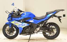 SUZUKI GSX250RA