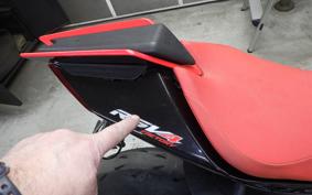 APRILIA RSV4 1100ファクトリ 2023