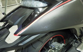 HONDA NM4 VULTUS -01 2017 RC82