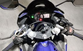 YAMAHA YZF-R25 RG10J