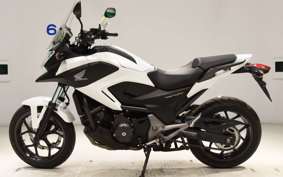 HONDA NC750X 2015 RC72
