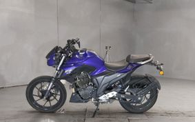 YAMAHA FZ25 RG69