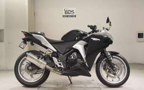 HONDA CBR250R A 2024 MC41
