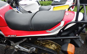 HONDA VF750F 1983 RC15