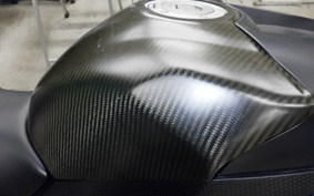 YAMAHA YZF-R1 2013