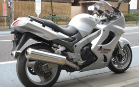 KAWASAKI ZZ1200 NINJA R 2002 20C001
