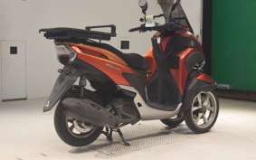 YAMAHA TRICITY 125 SE82J
