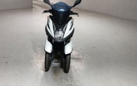 YAMAHA TRICITY 125 SE82J