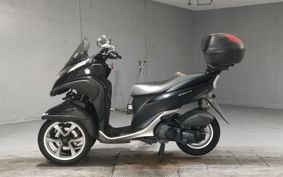 YAMAHA TRICITY 125 SE82J