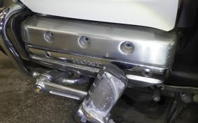 HONDA GL 1800 GOLD WING SC68