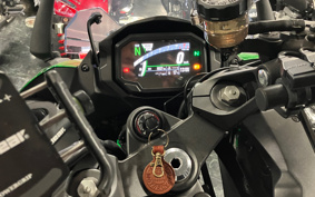 KAWASAKI NINJA 1000SX 2023 ZXT02K