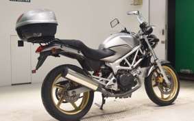 HONDA VTR 250 Gen. 2 MC33