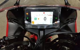 HONDA CBR650R E-Clutch 2025 RH17
