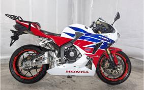 HONDA CBR600RR 2014 PC40