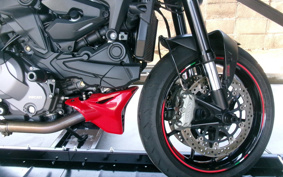 DUCATI MONSTAR 937 PLUS 2021 1M00