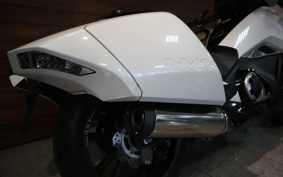 HONDA NM4 VULTUS -02 2015 RC82